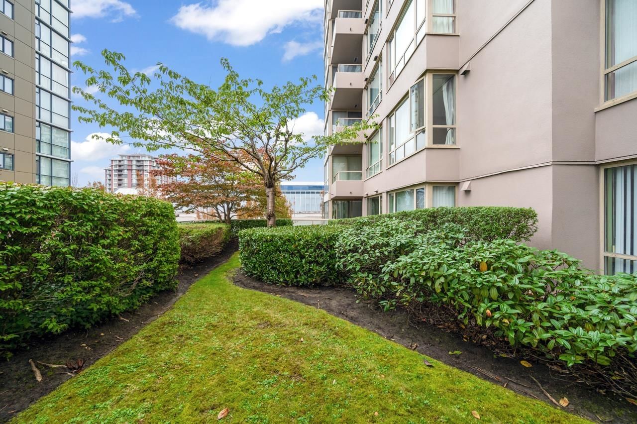 Listing Image 21