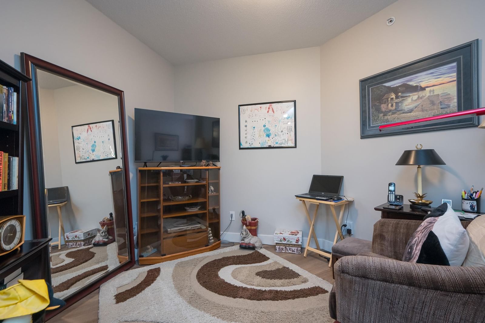 Listing Image 22