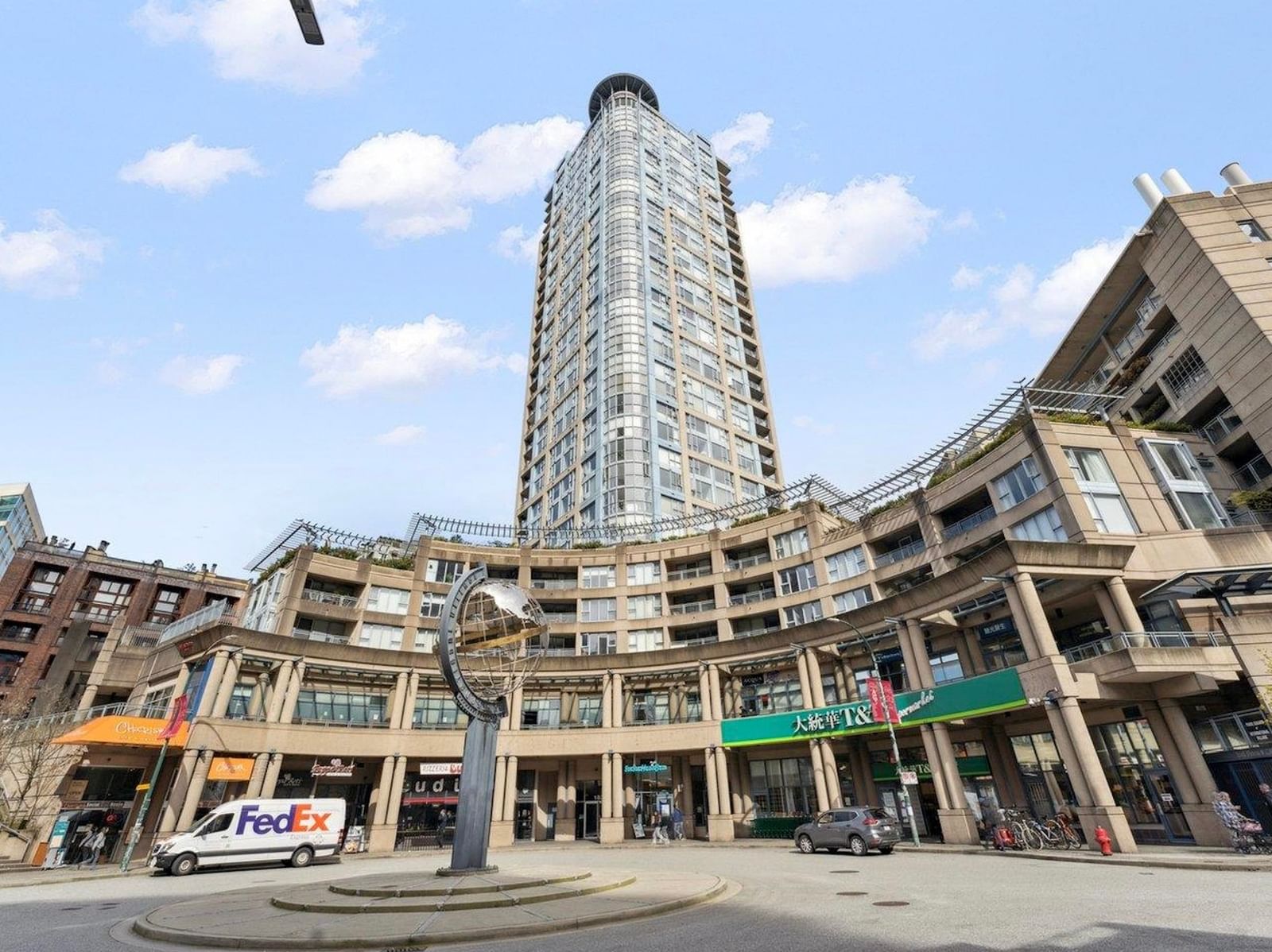 Listing Image 1