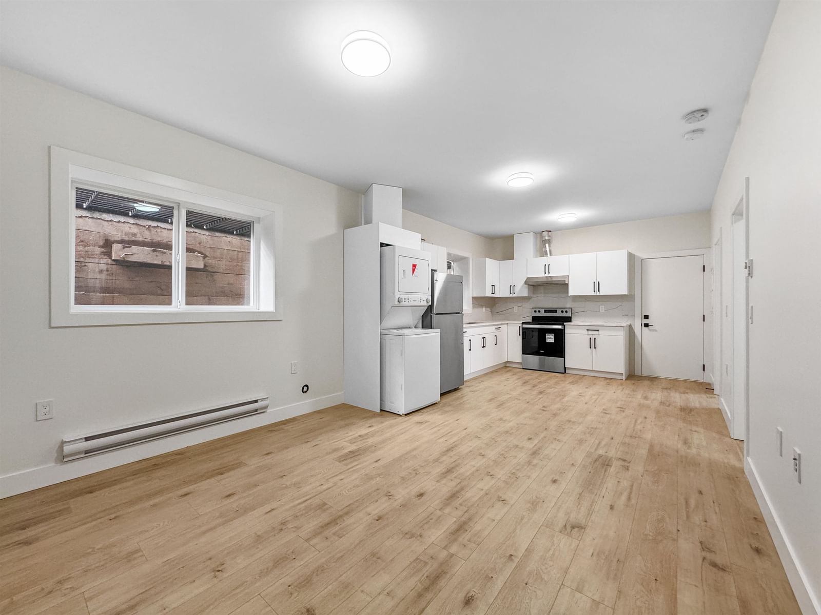 Listing Image 17