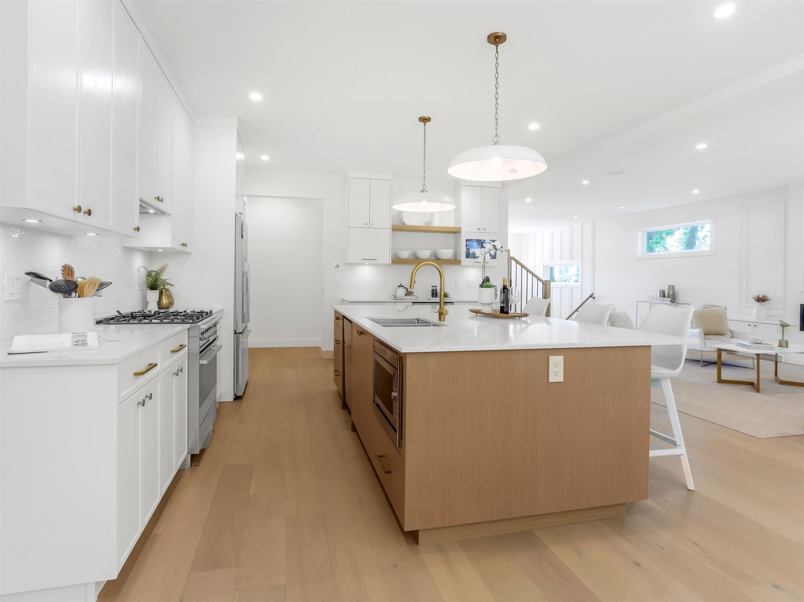 Listing Image 14