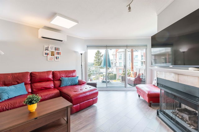 307A - 1220 Quayside Drive