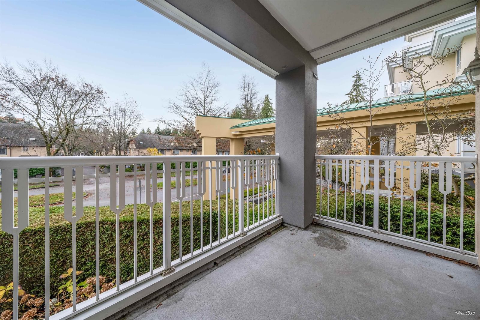 Listing Image 17