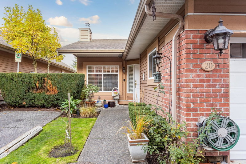 20 - 5201 Oakmount Crescent, Burnaby, V5H 4S8 | Image 2