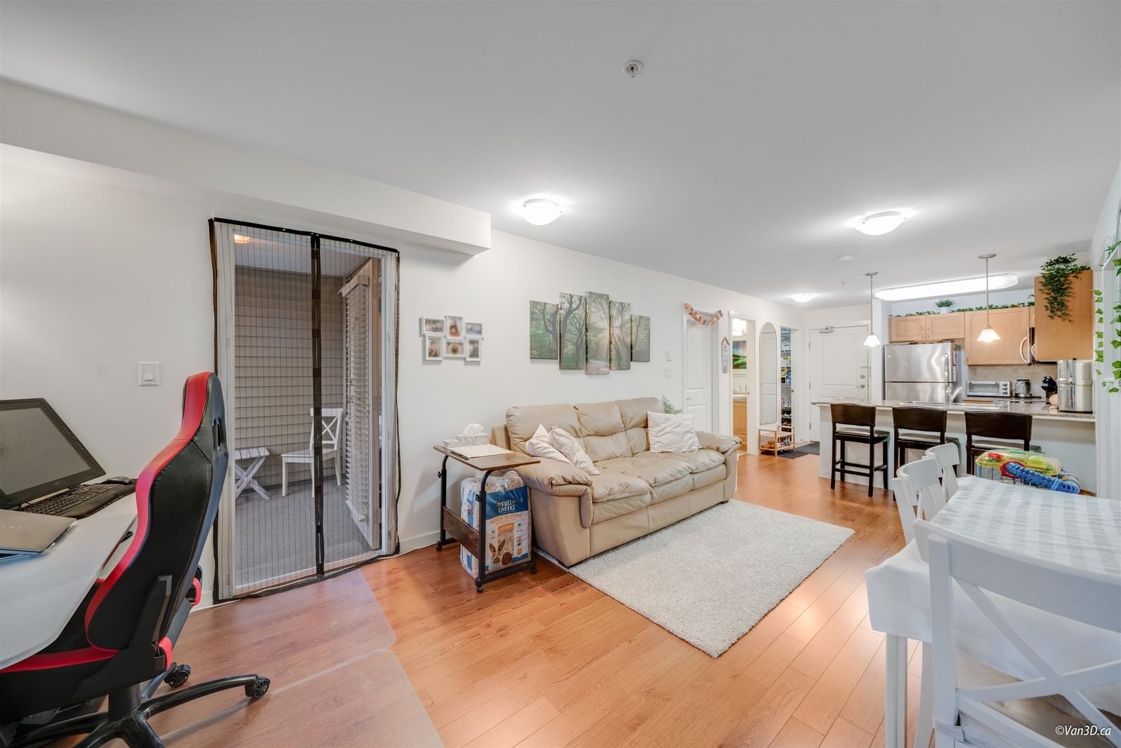 Listing Image 8
