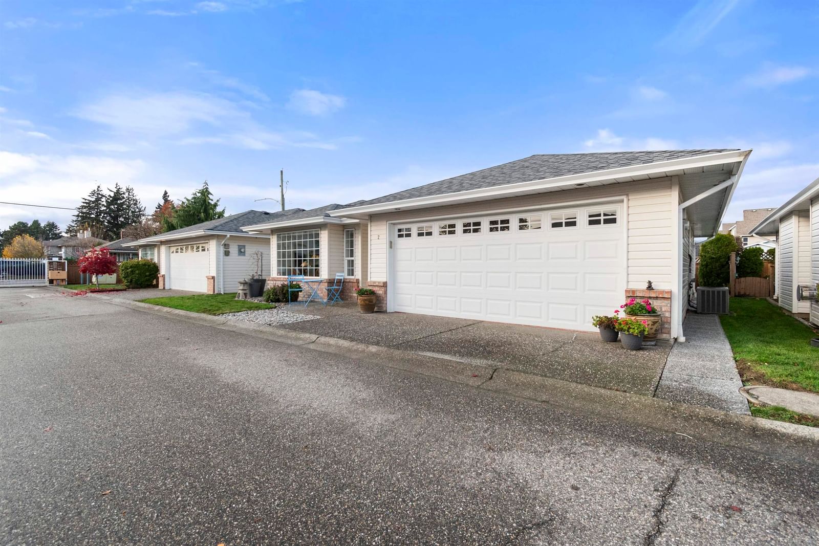 Listing Image 27