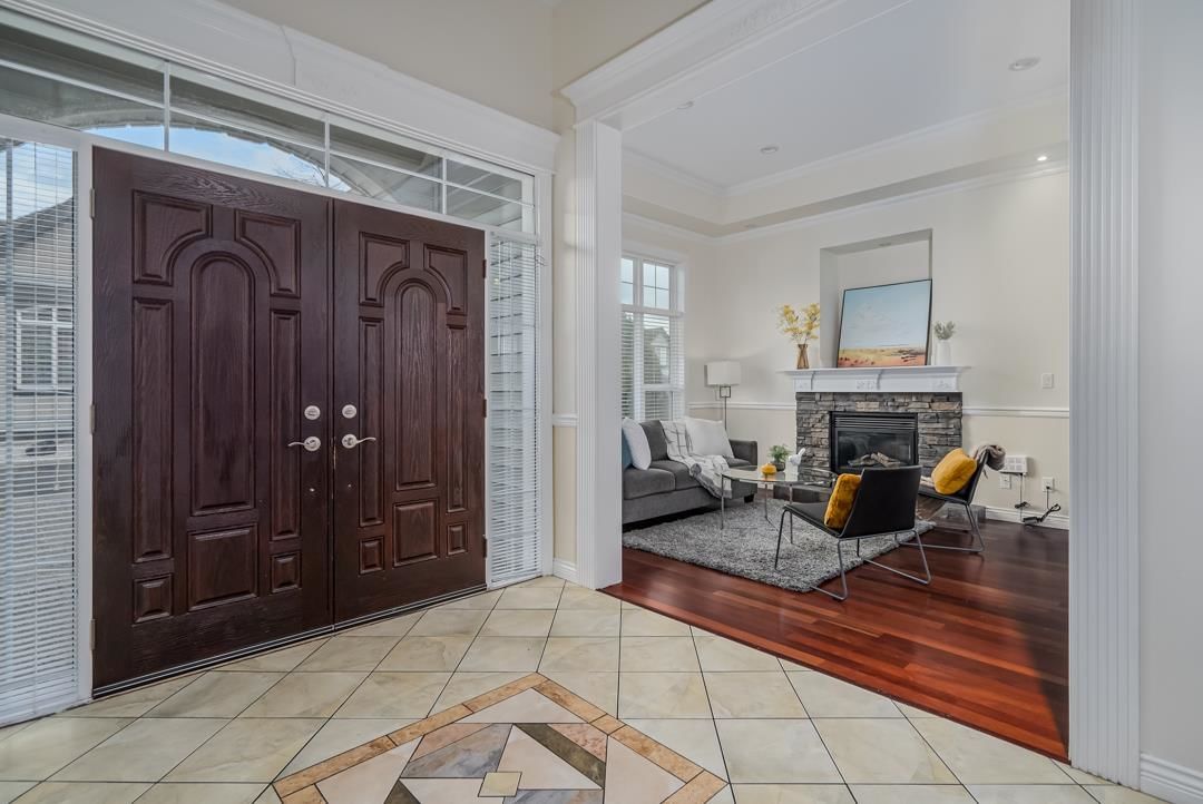 Listing Image 12