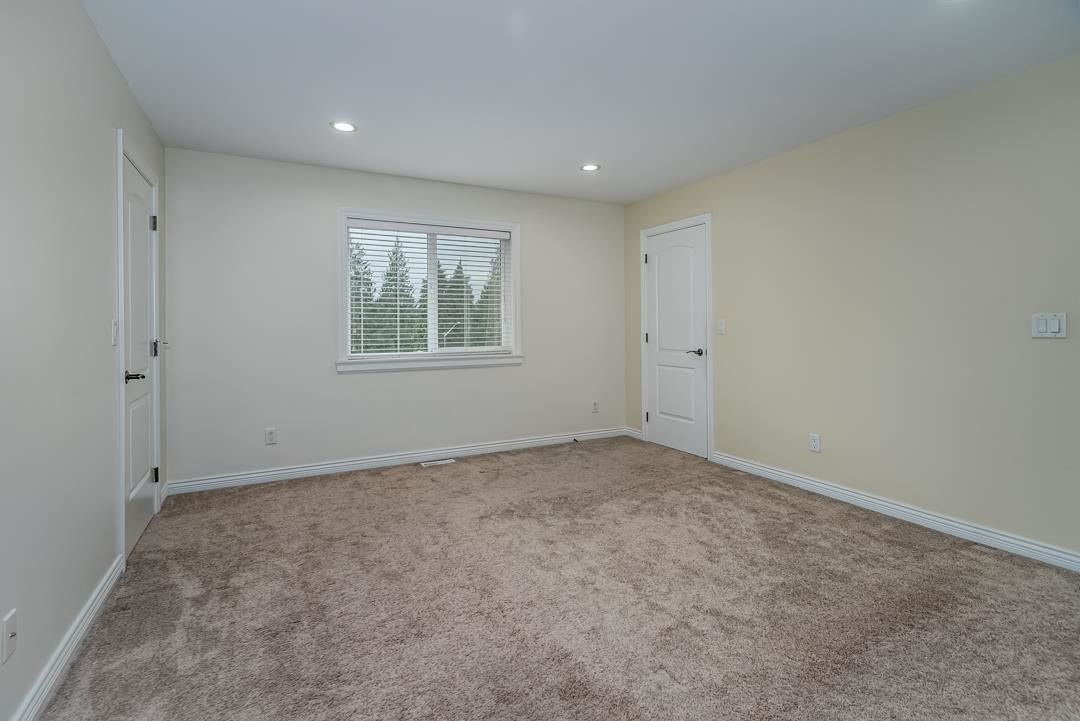 Listing Image 30