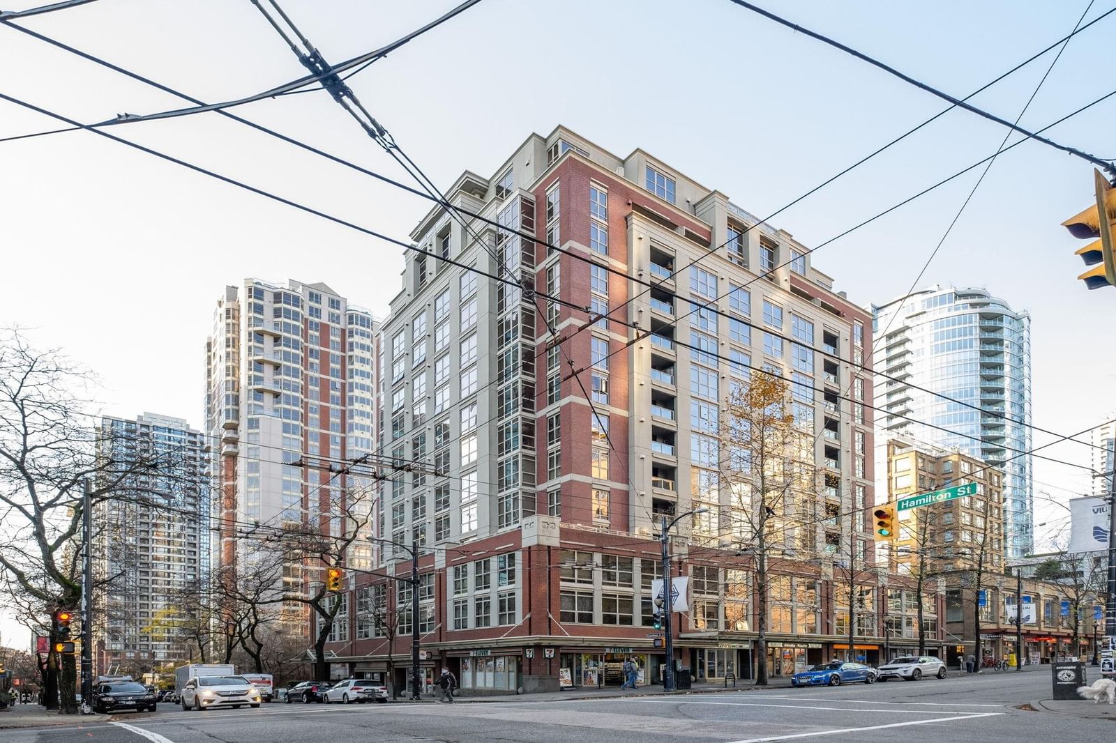 Listing Image 10