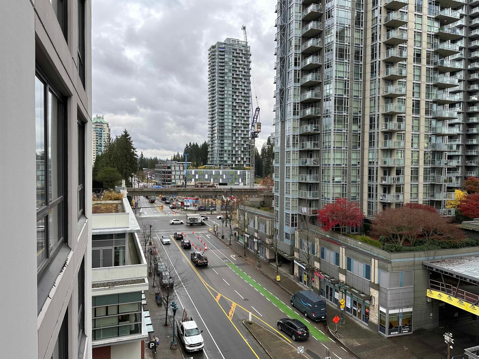 Listing Image 8