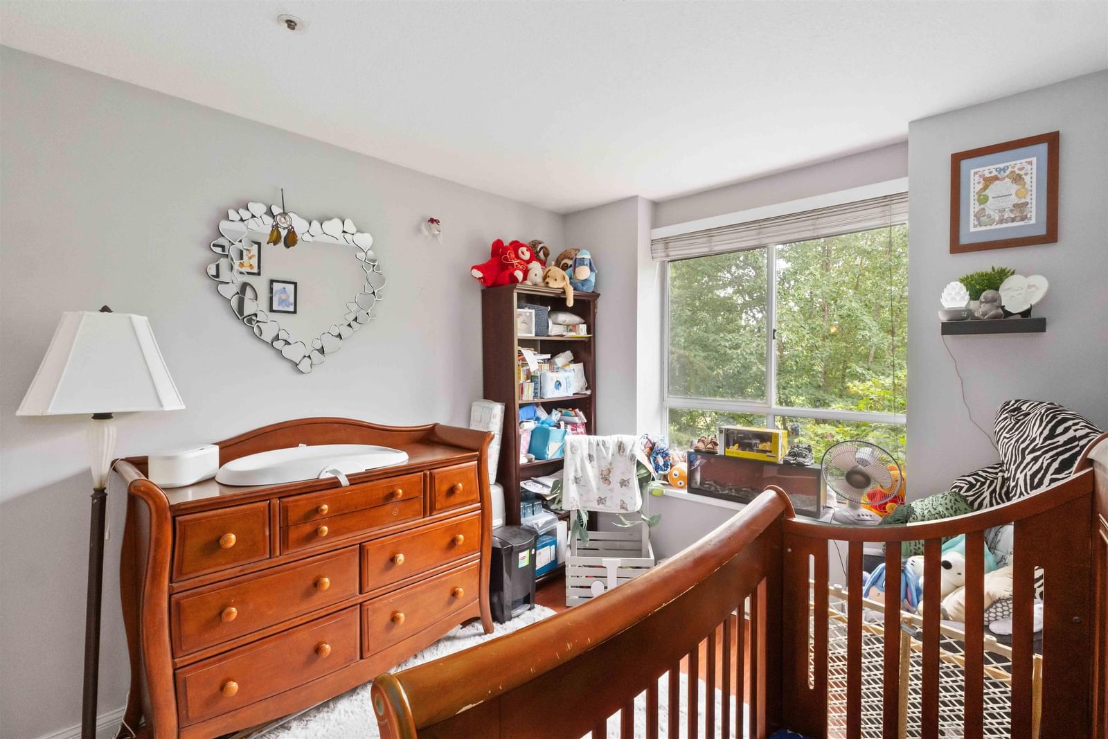 Listing Image 20