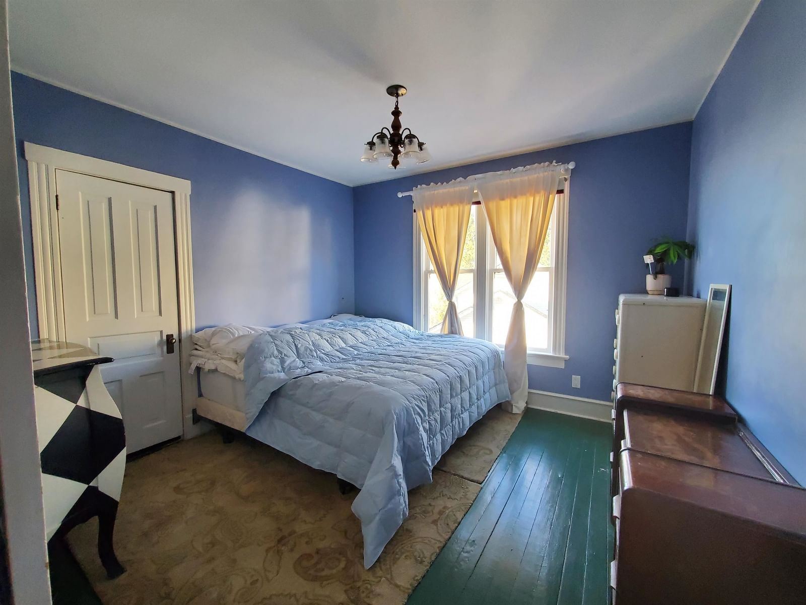 Listing Image 16