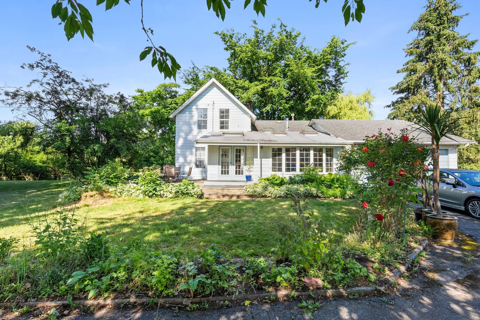 Listing Image 9