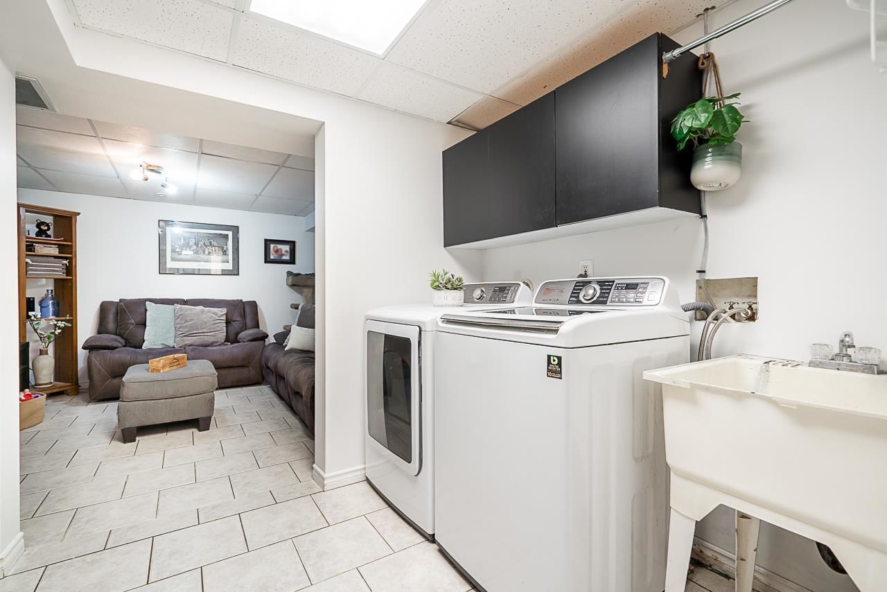 Listing Image 15