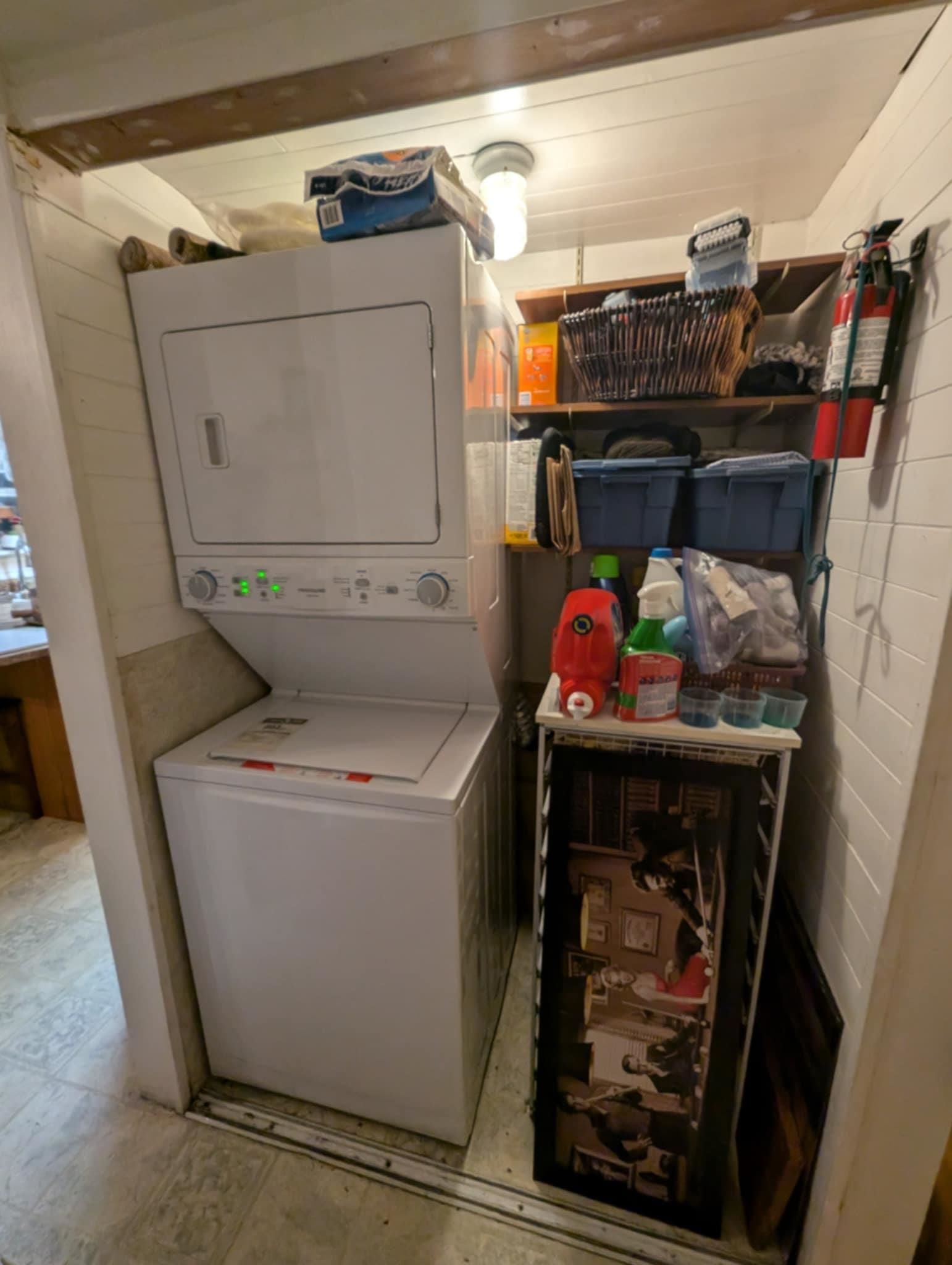 Listing Image 10
