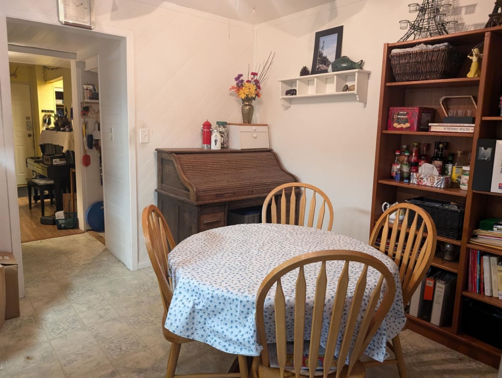 Listing Image 8