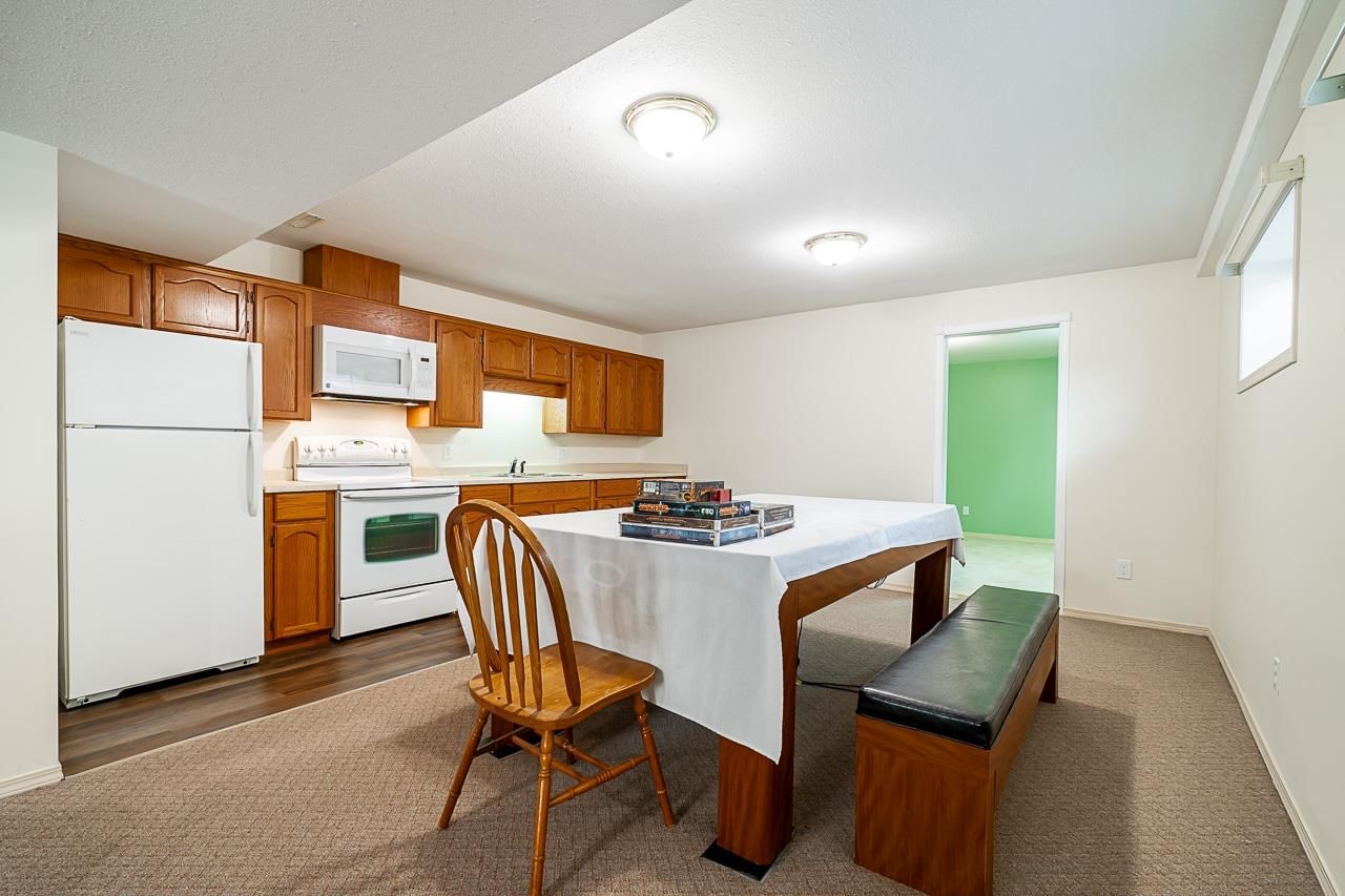 Listing Image 19