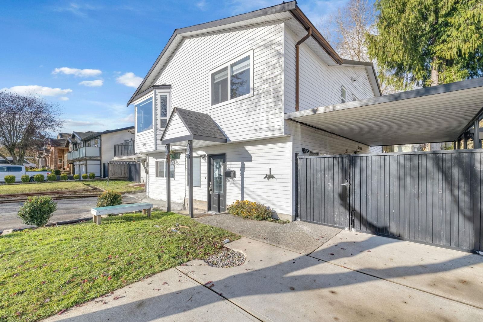 Listing photo 4