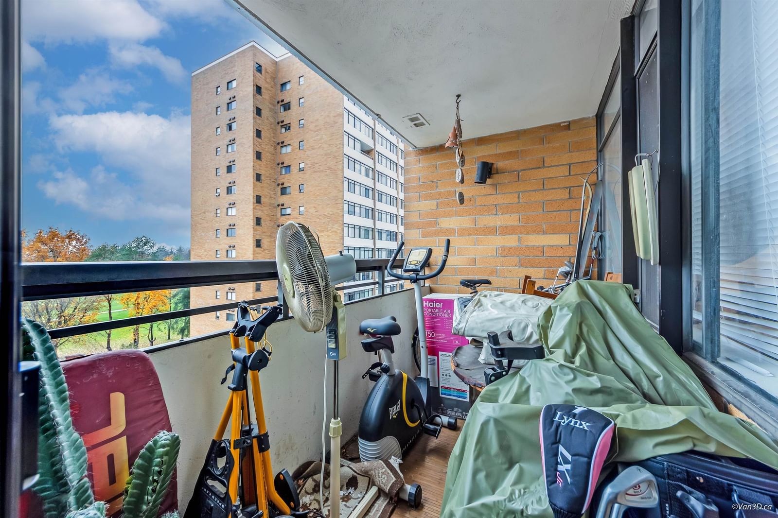 Listing Image 10