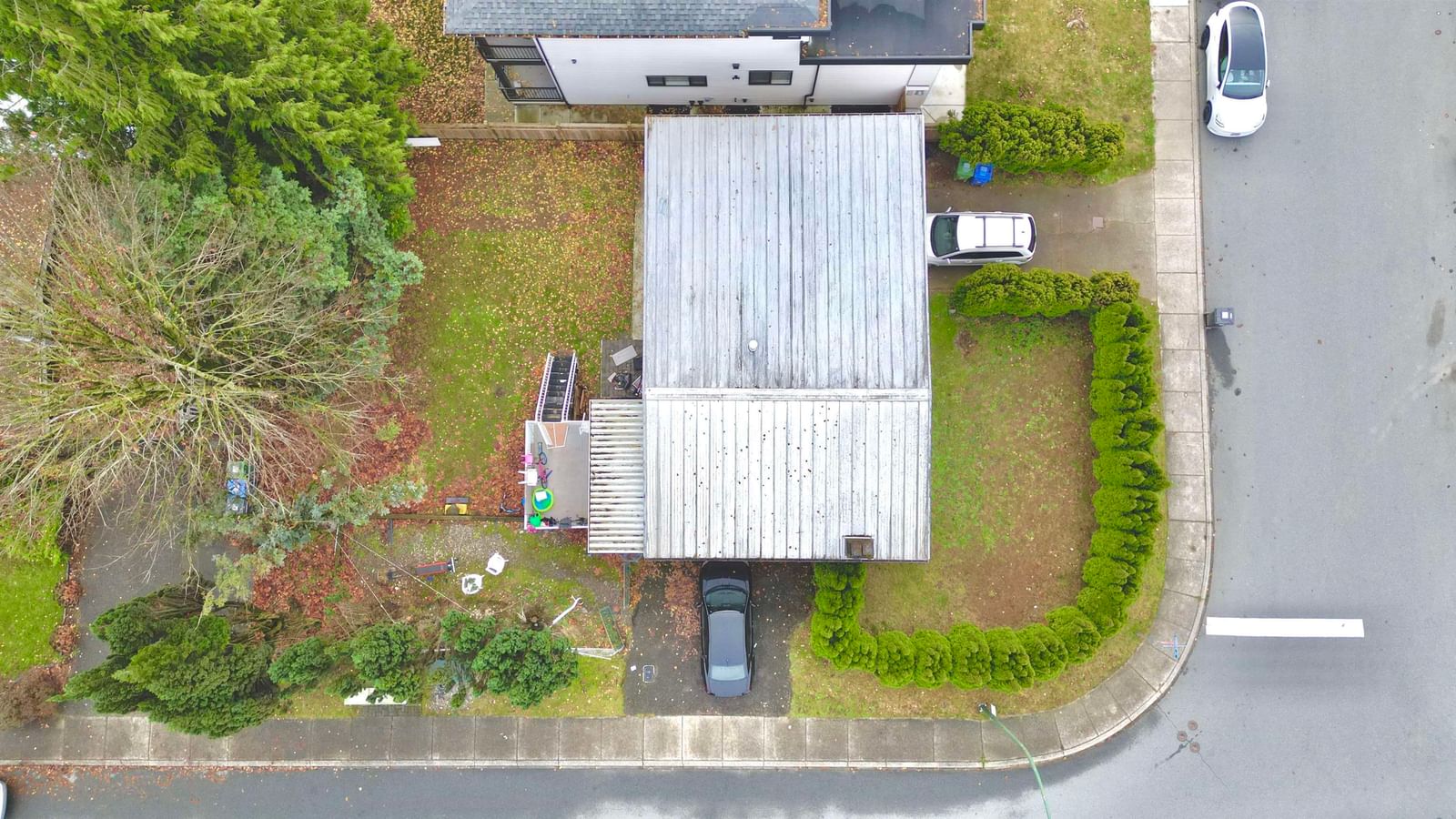 Listing Image 17