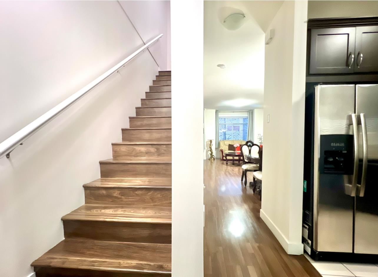 Listing Image 18