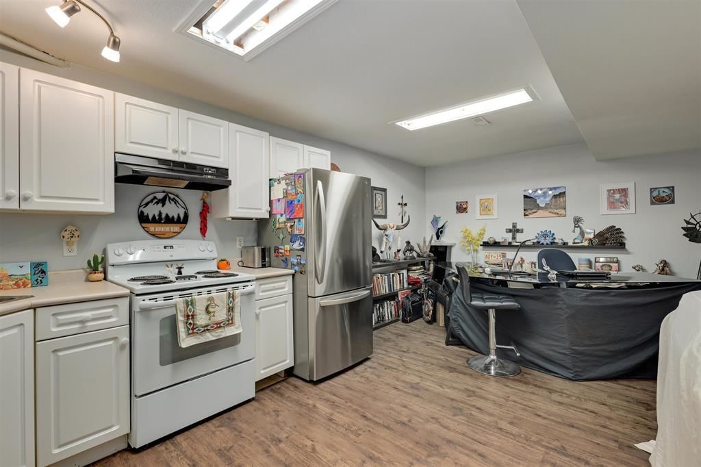 Listing Image 22