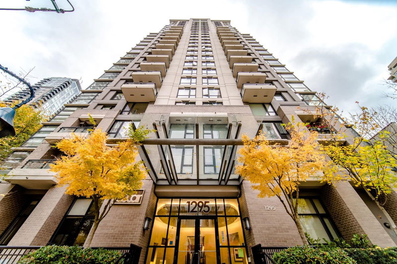 1295 Richards Street #304, Vancouver, British Columbia (MLS R2945588)