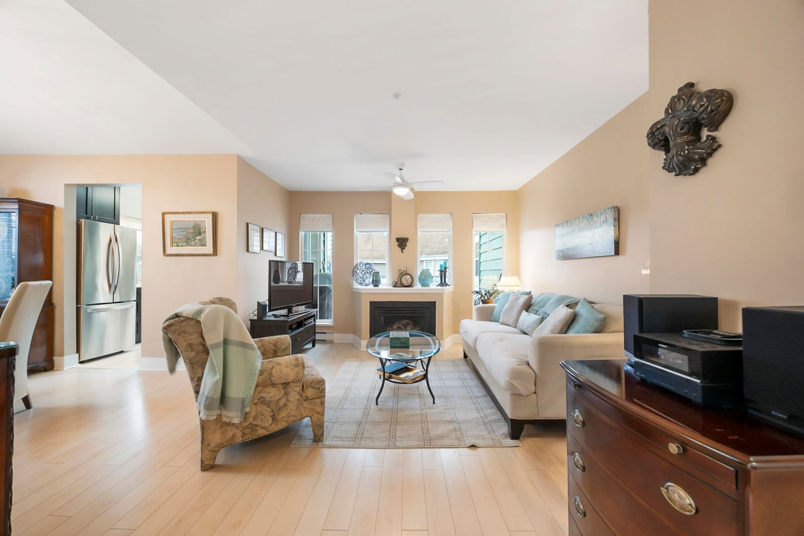 Listing Image 21