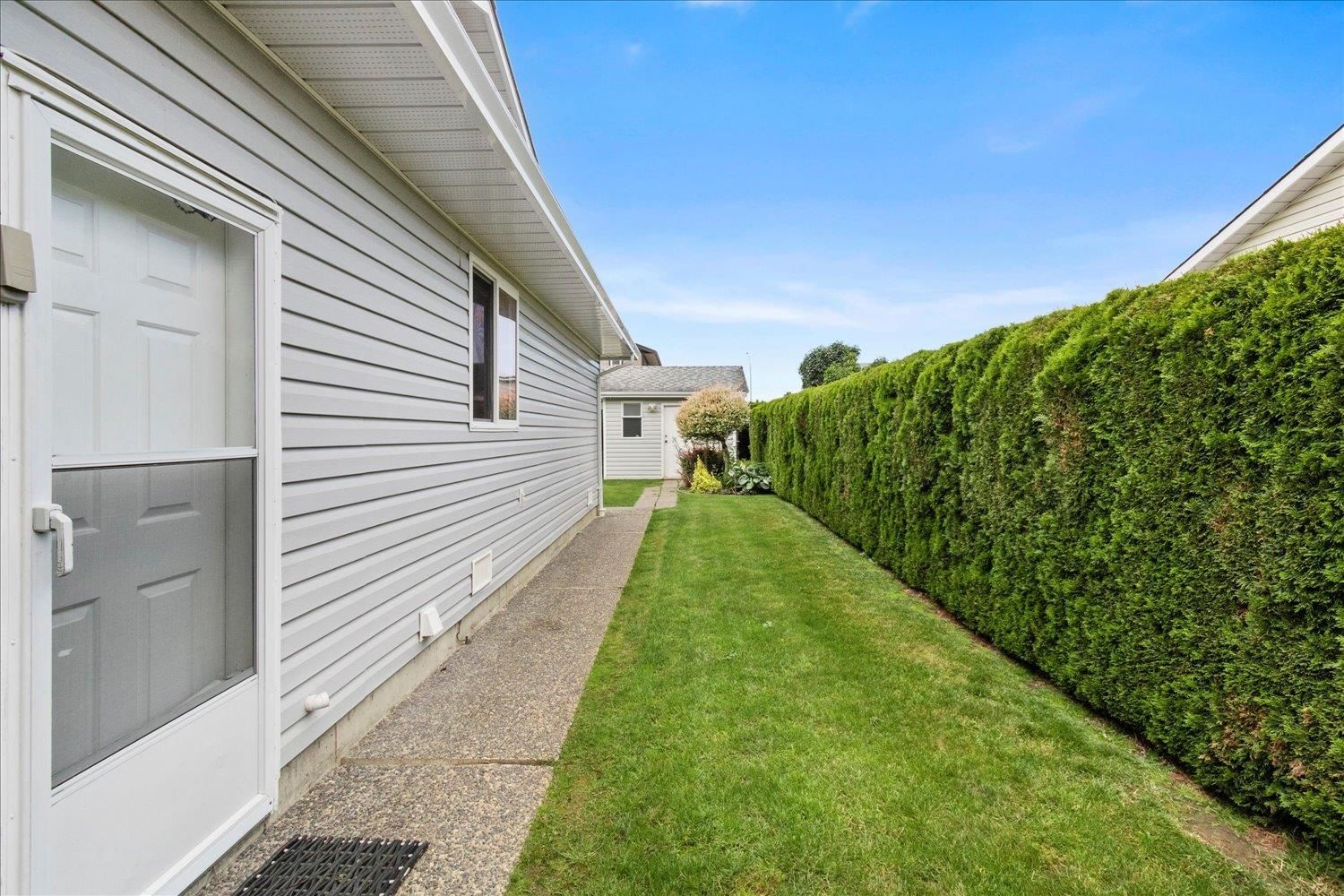 Listing Image 25