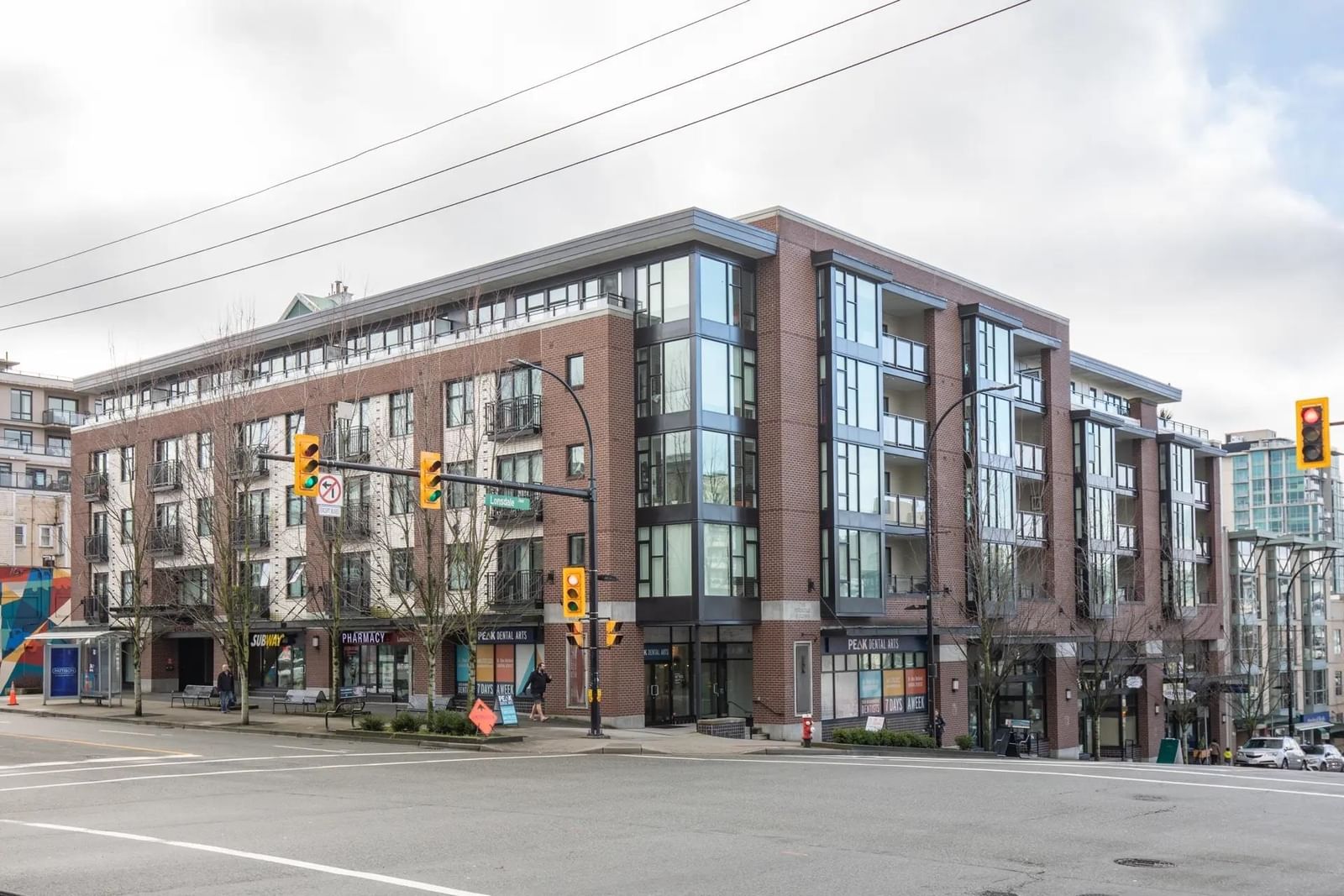 Listing Image 1
