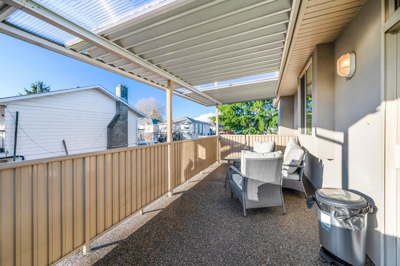 Listing Image 9