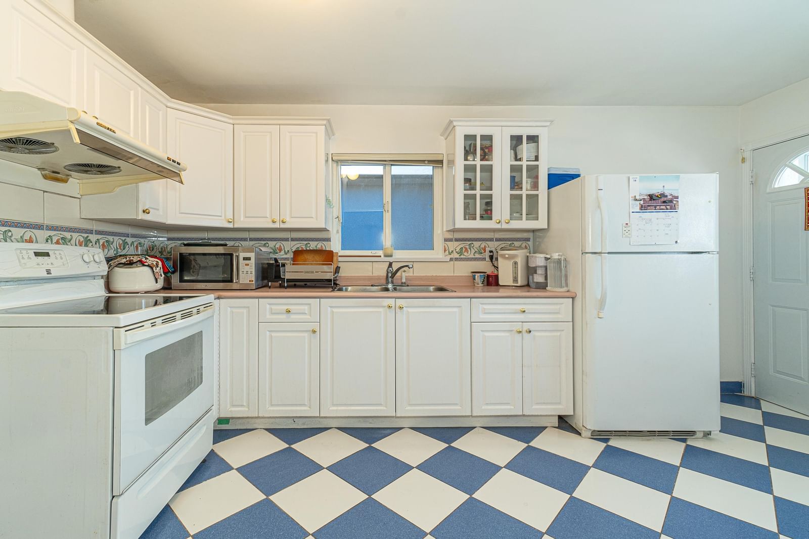 Listing Image 18