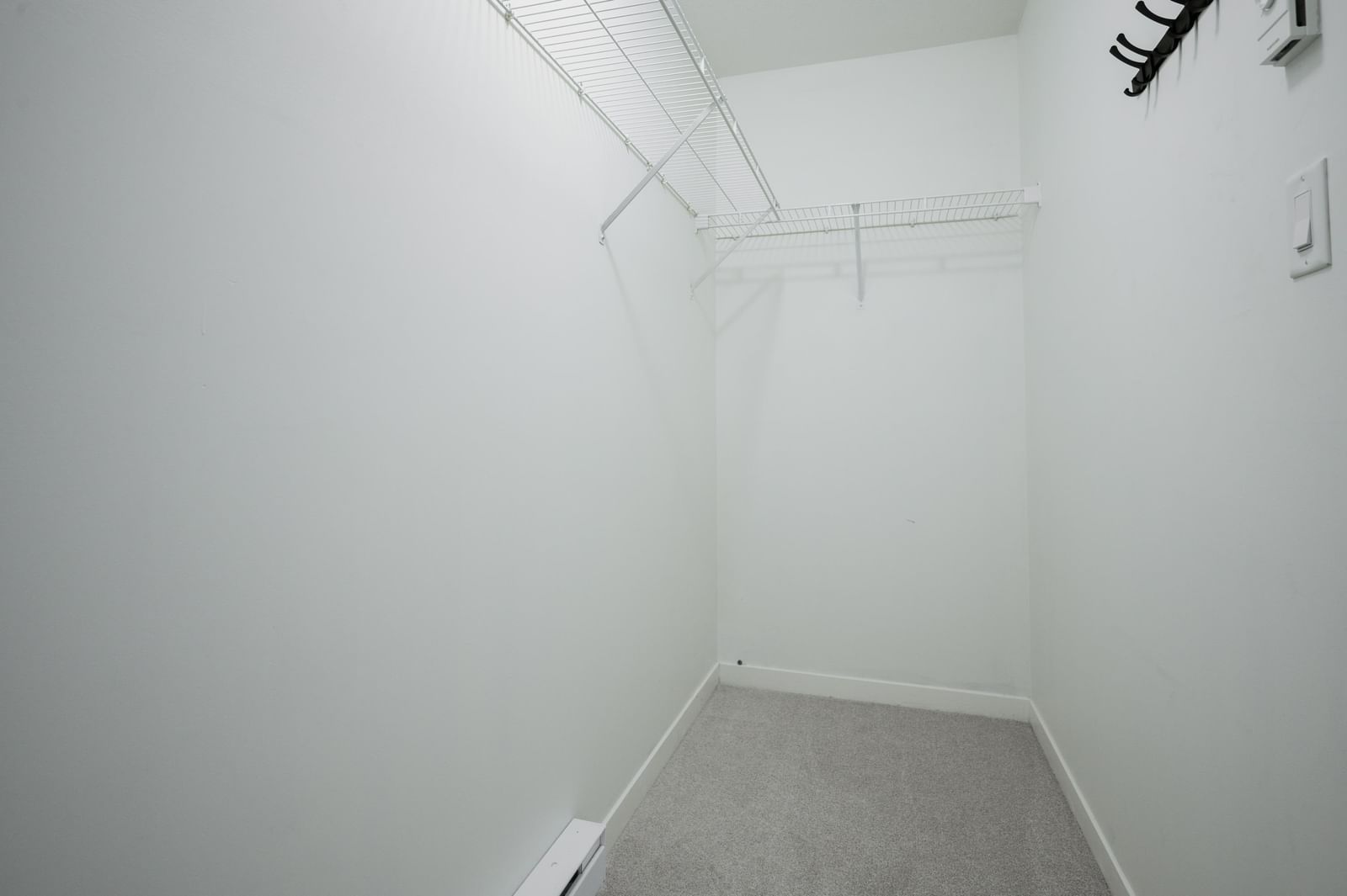Listing Image 26