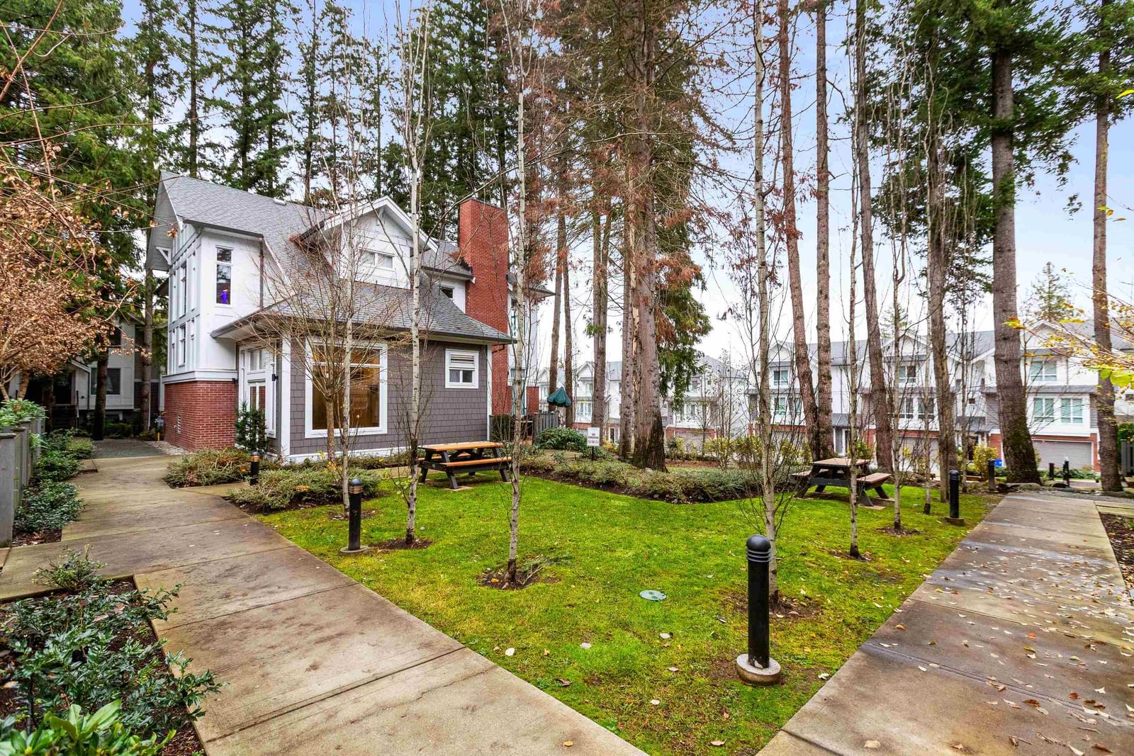 Listing Image 29