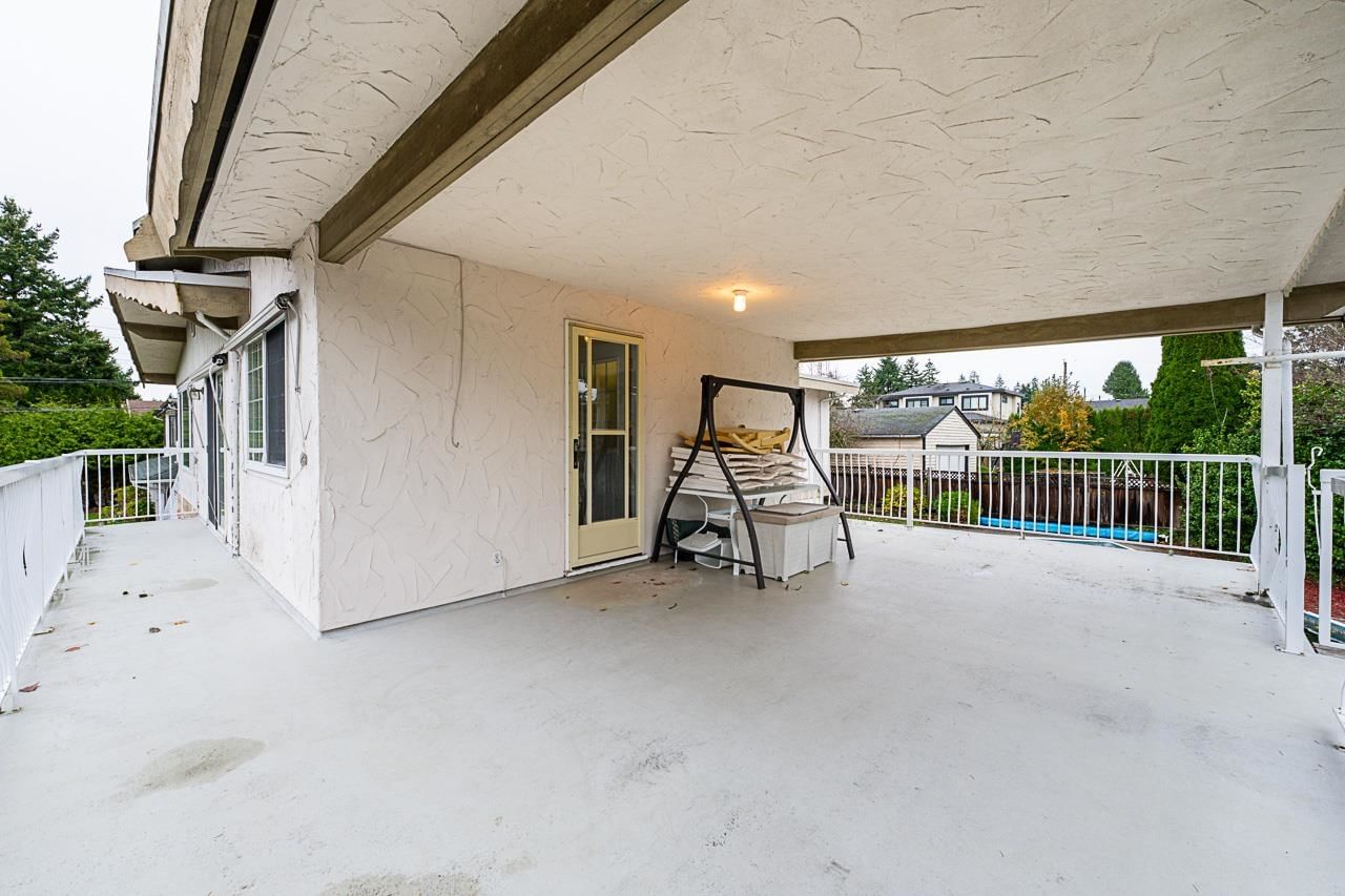 Listing Image 17