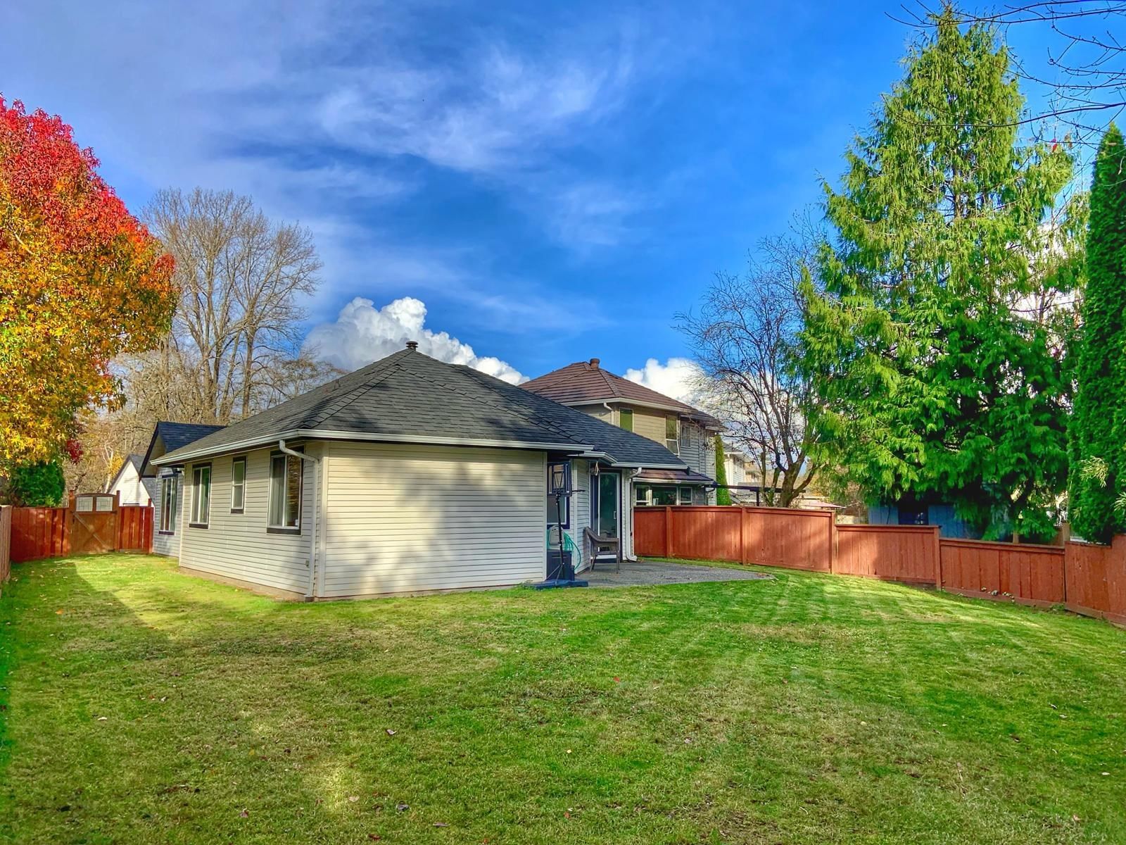 Listing Image 23