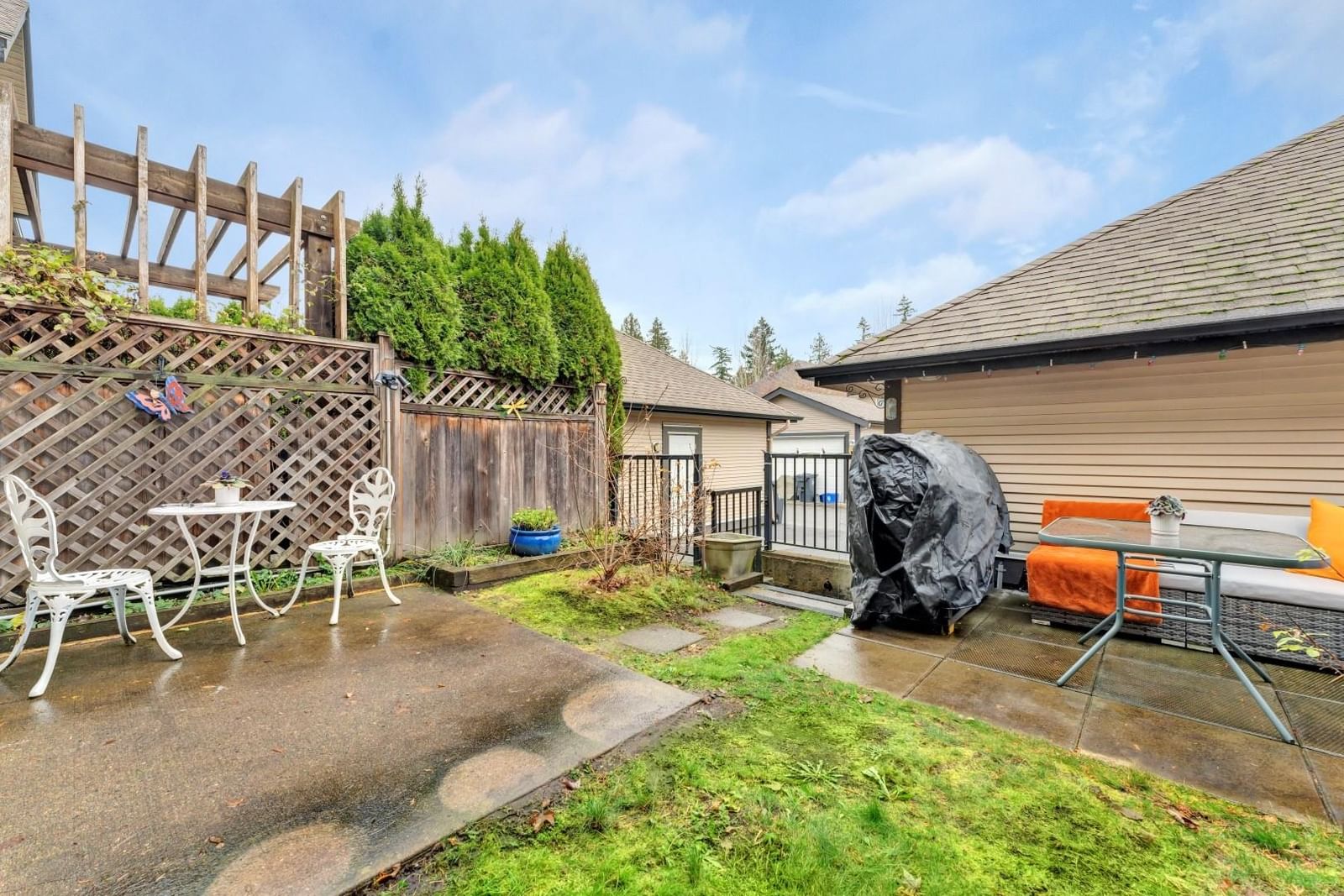 Listing Image 17