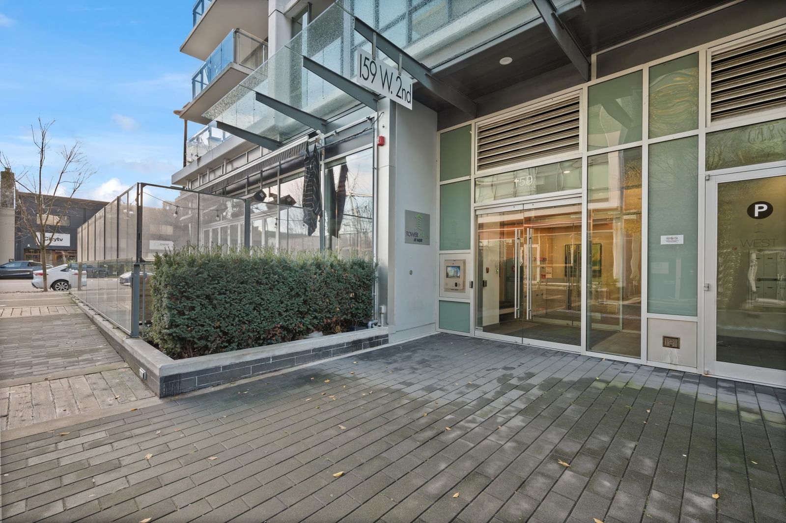 Listing Image 12