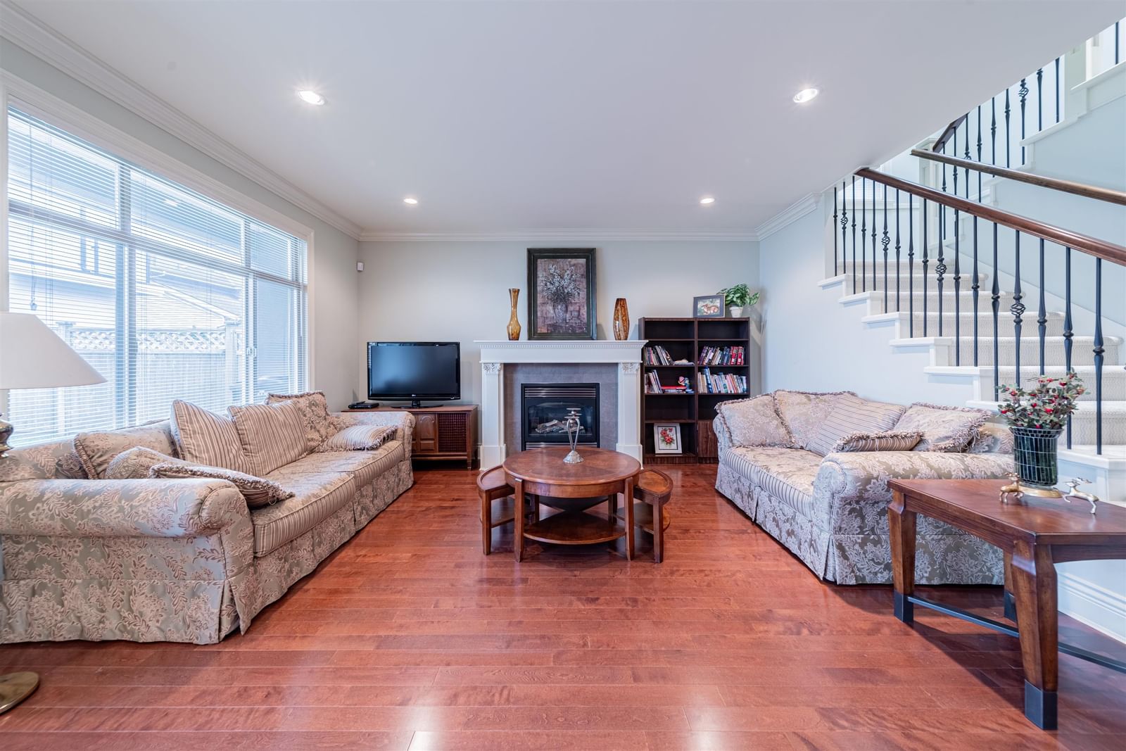 Listing Image 14