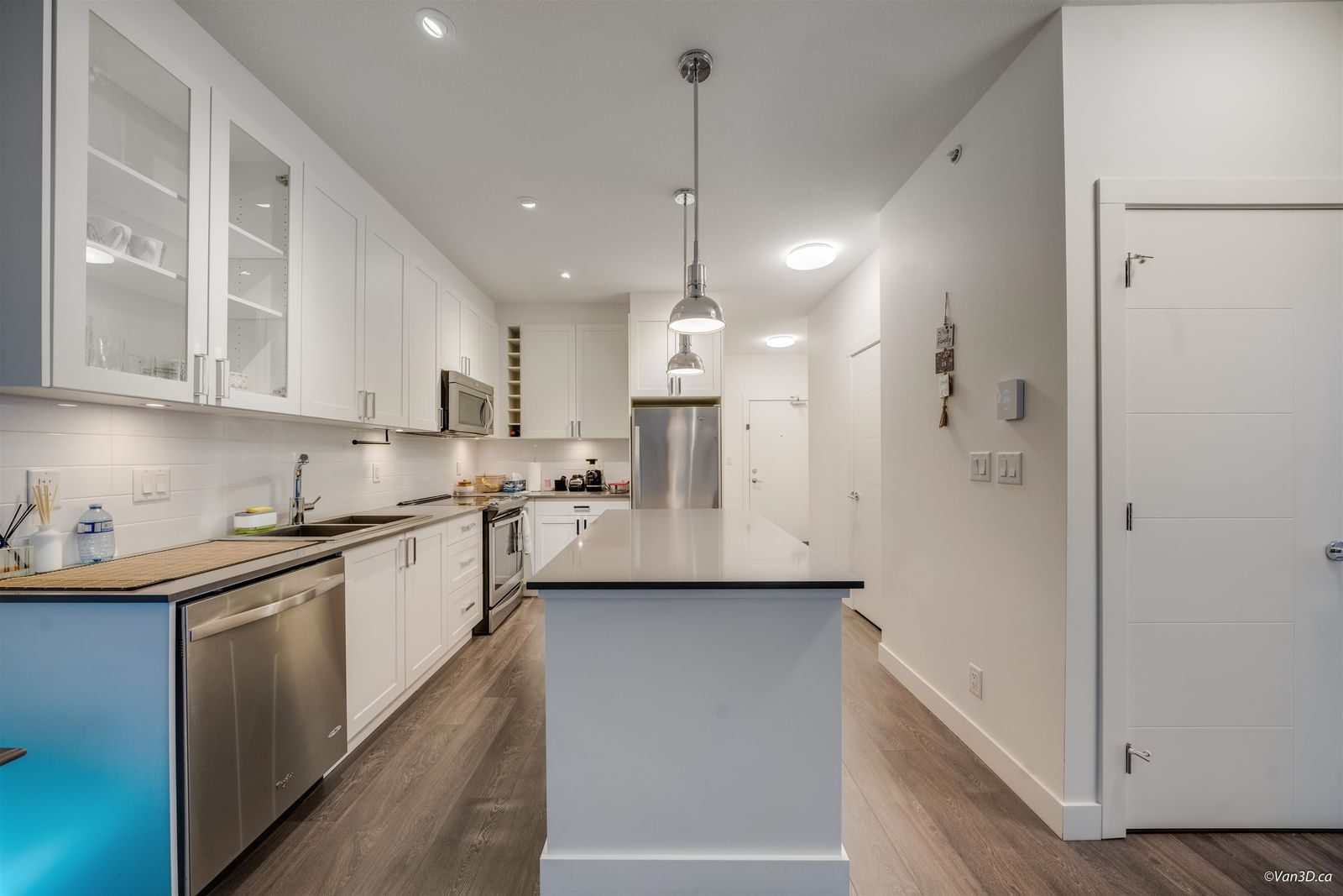 Listing Image 10