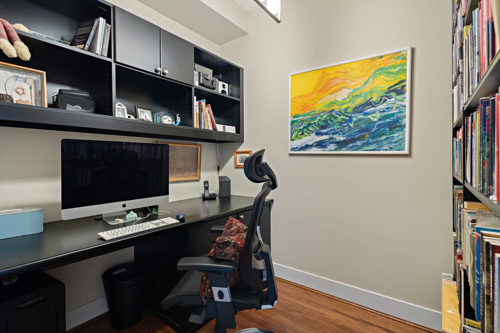 Listing Image 17