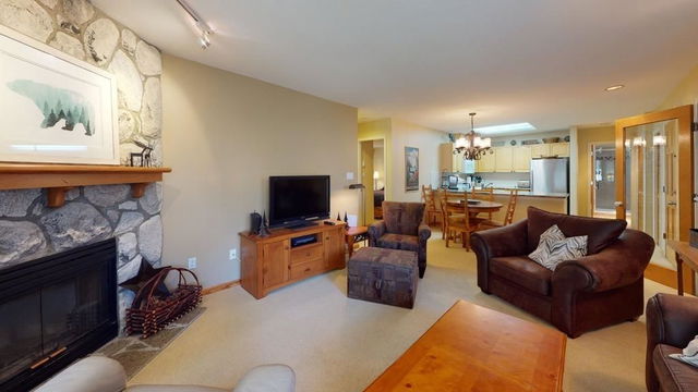 6 - 4636 Blackcomb Way