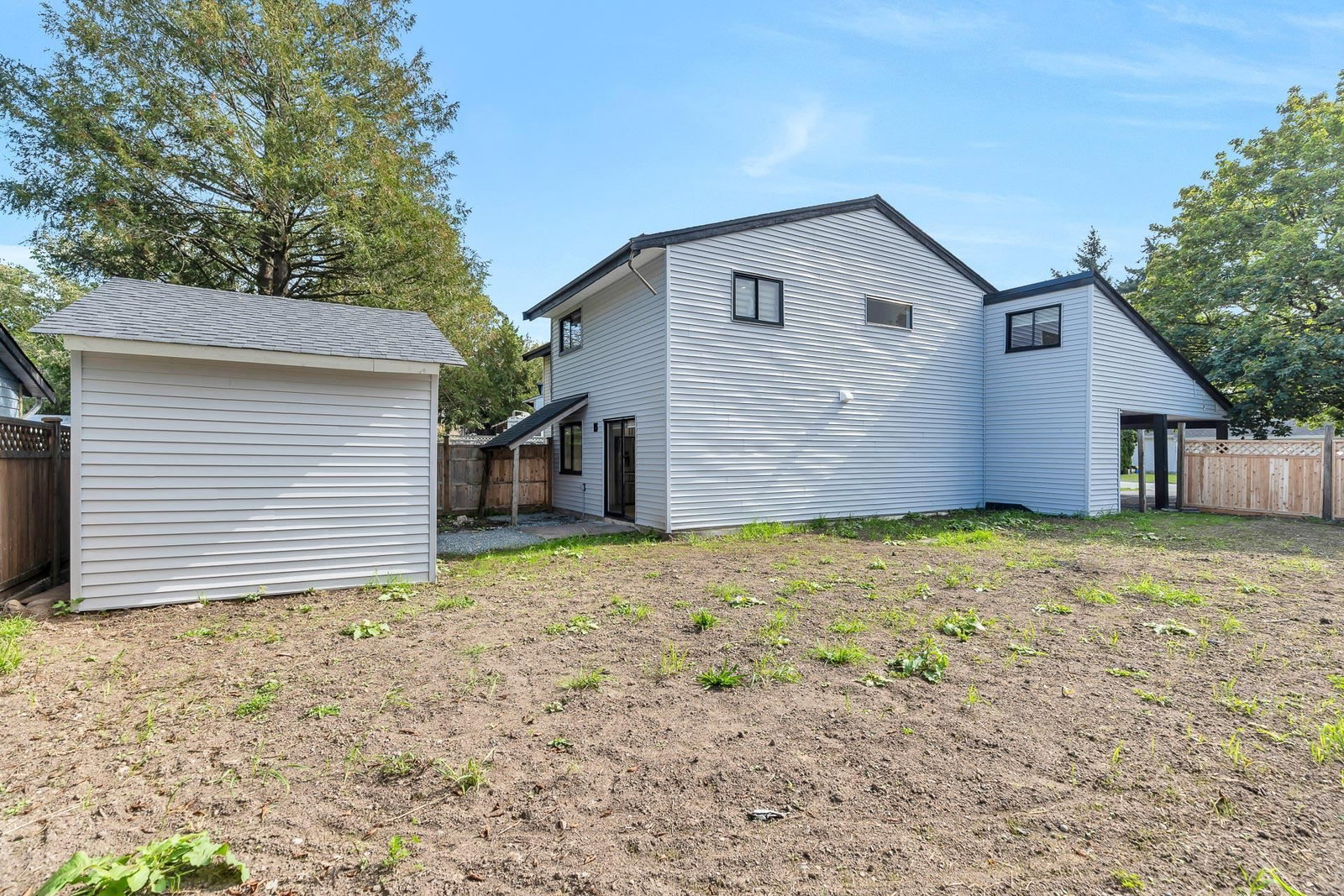Listing Image 16
