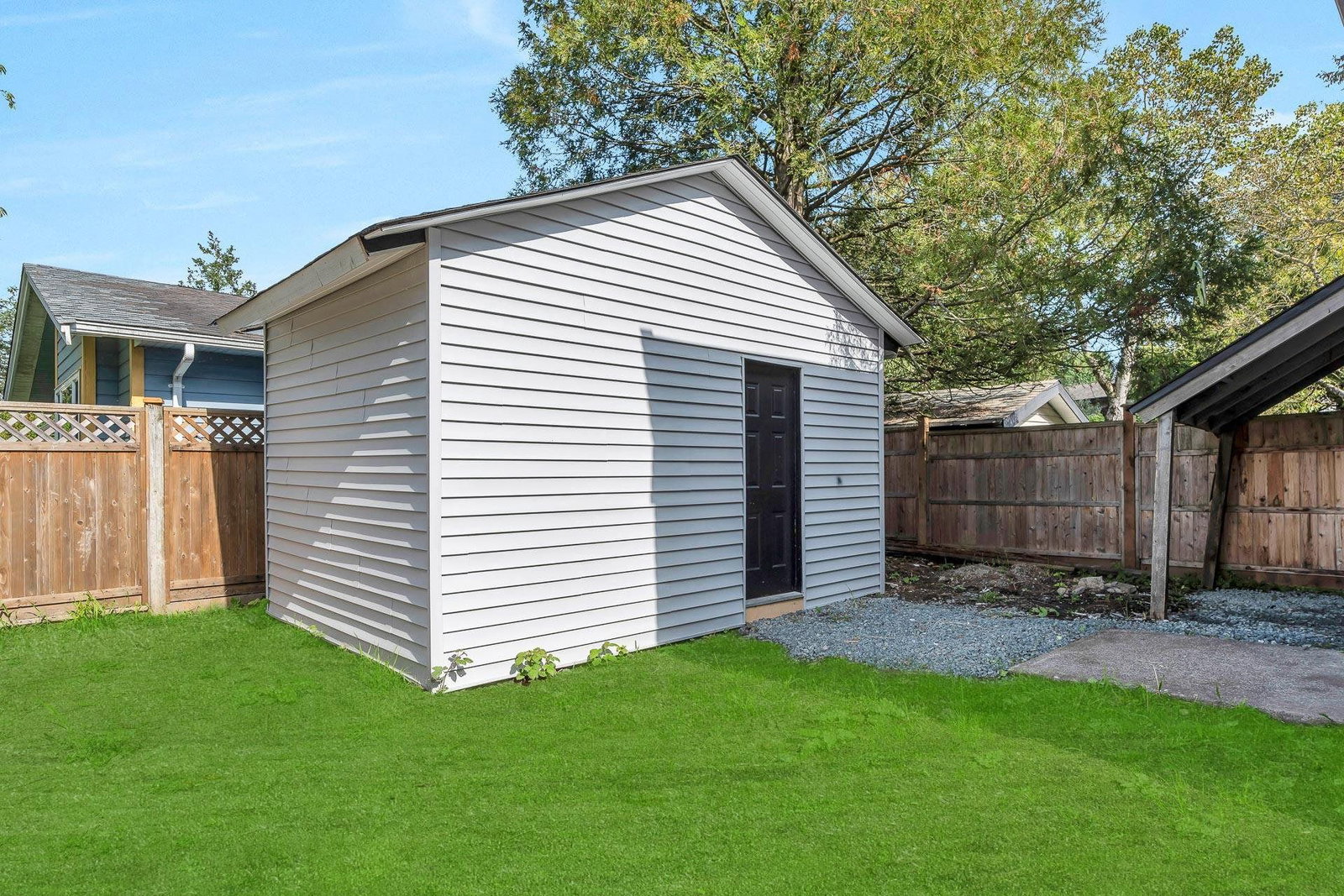 Listing Image 17