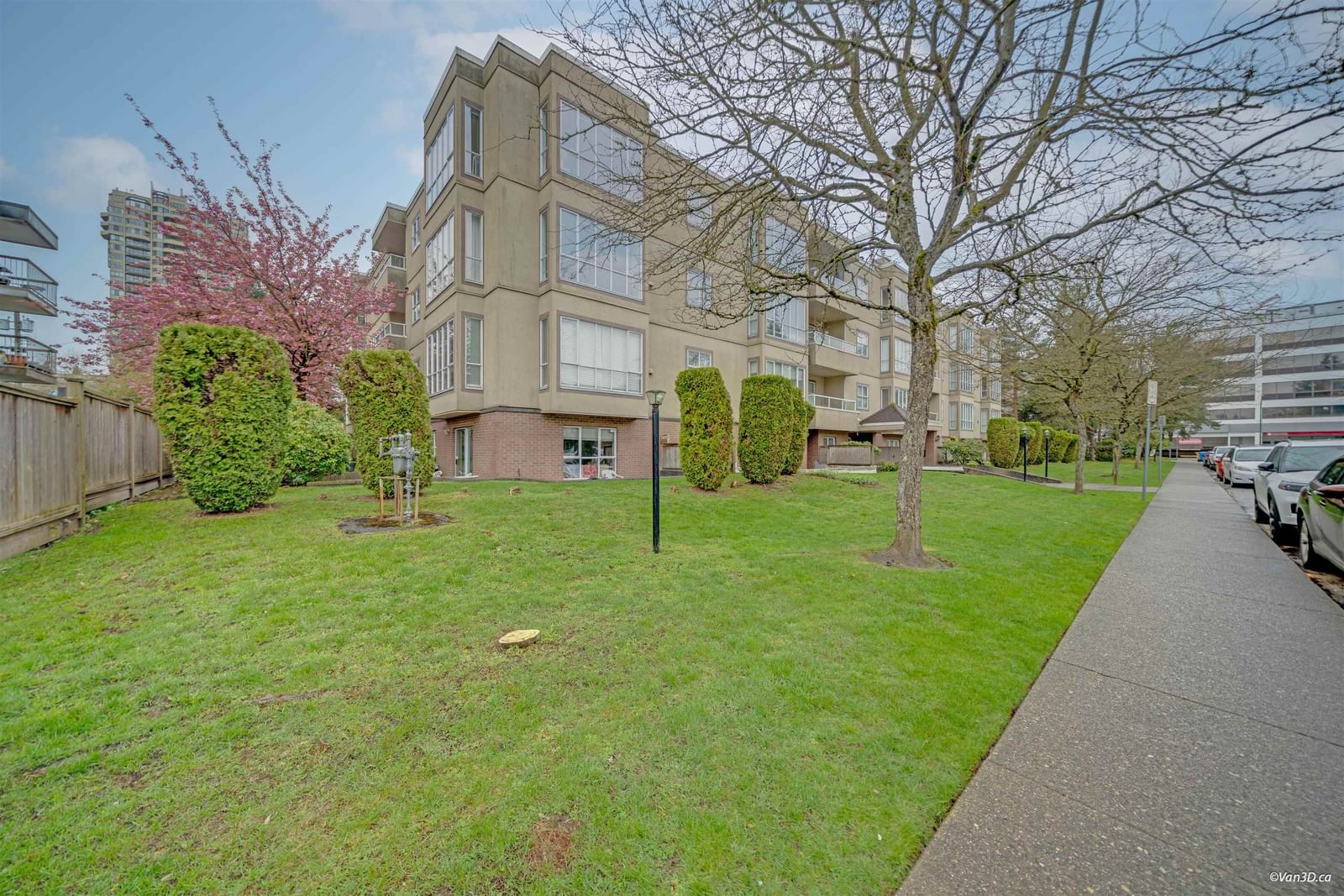 Listing Image 22