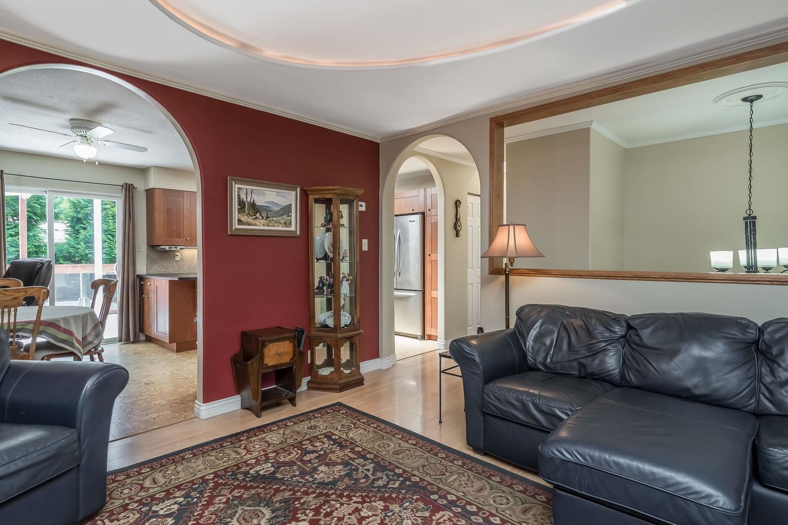 Listing Image 10