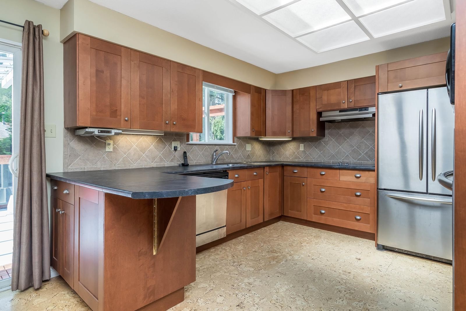 Listing Image 13