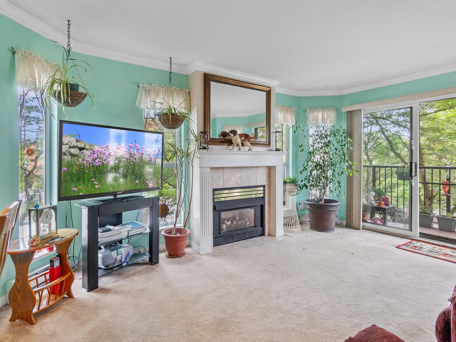 Listing Image 9