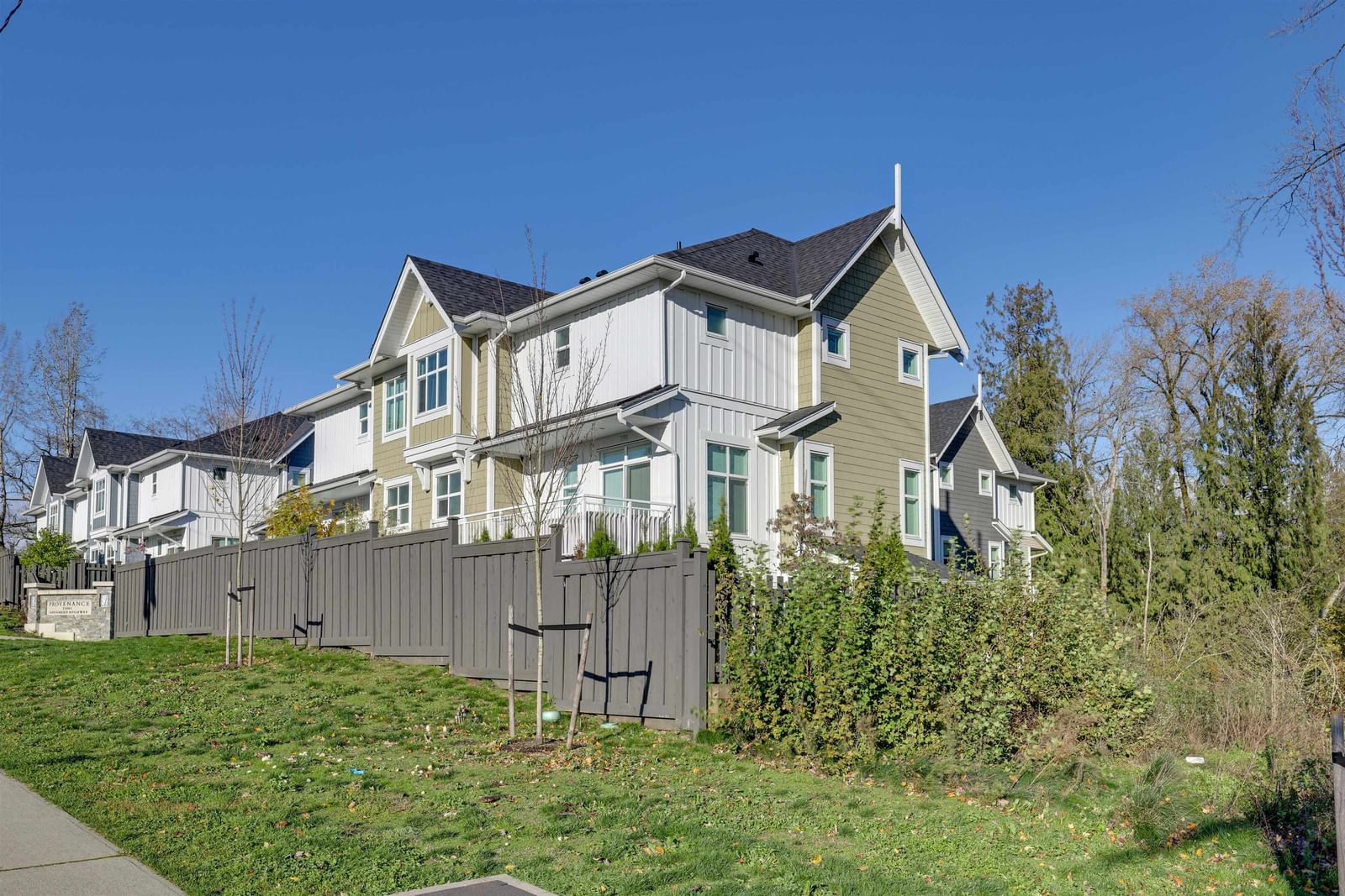Listing Image 19