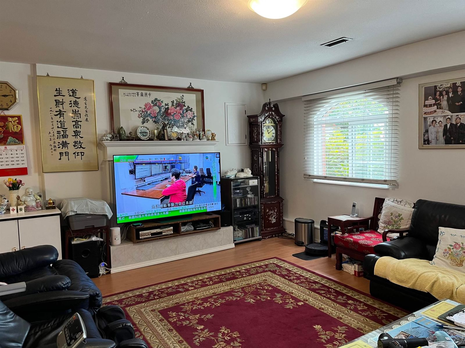 Listing Image 11